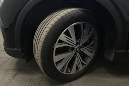 musta Audi Q4 e-tron 2023 kuva 10.