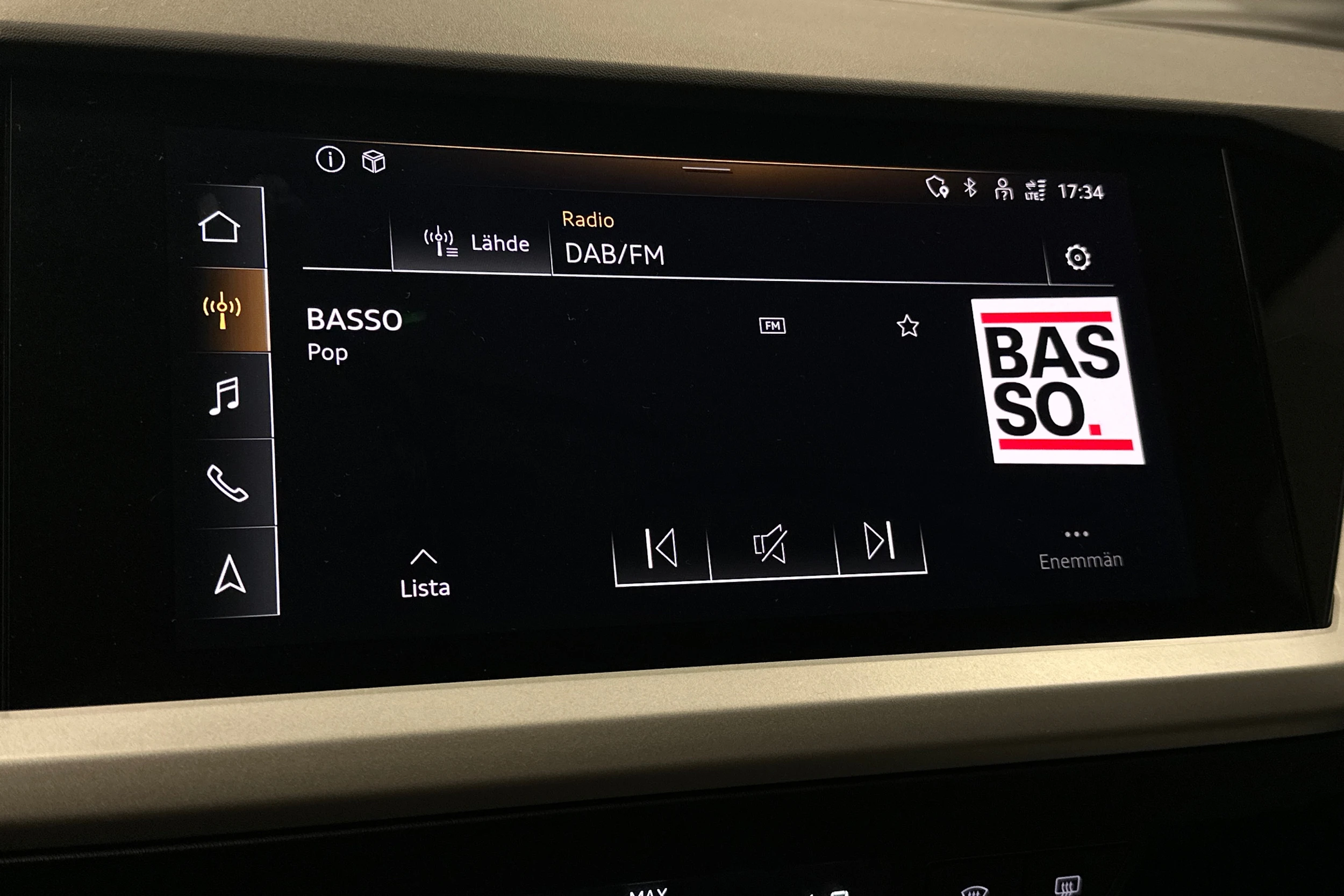 musta Audi Q4 e-tron 2023 kuva 18.