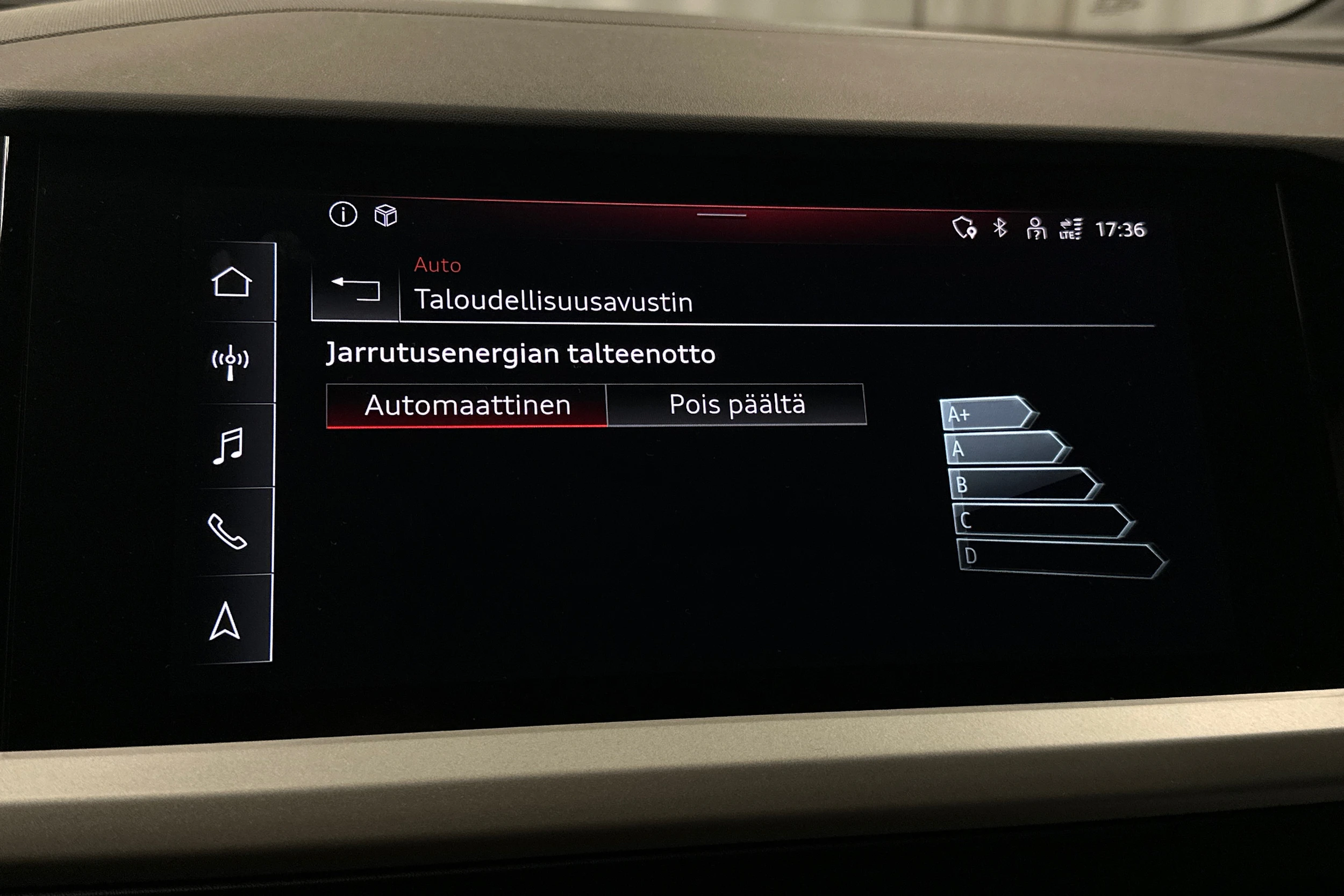musta Audi Q4 e-tron 2023 kuva 22.