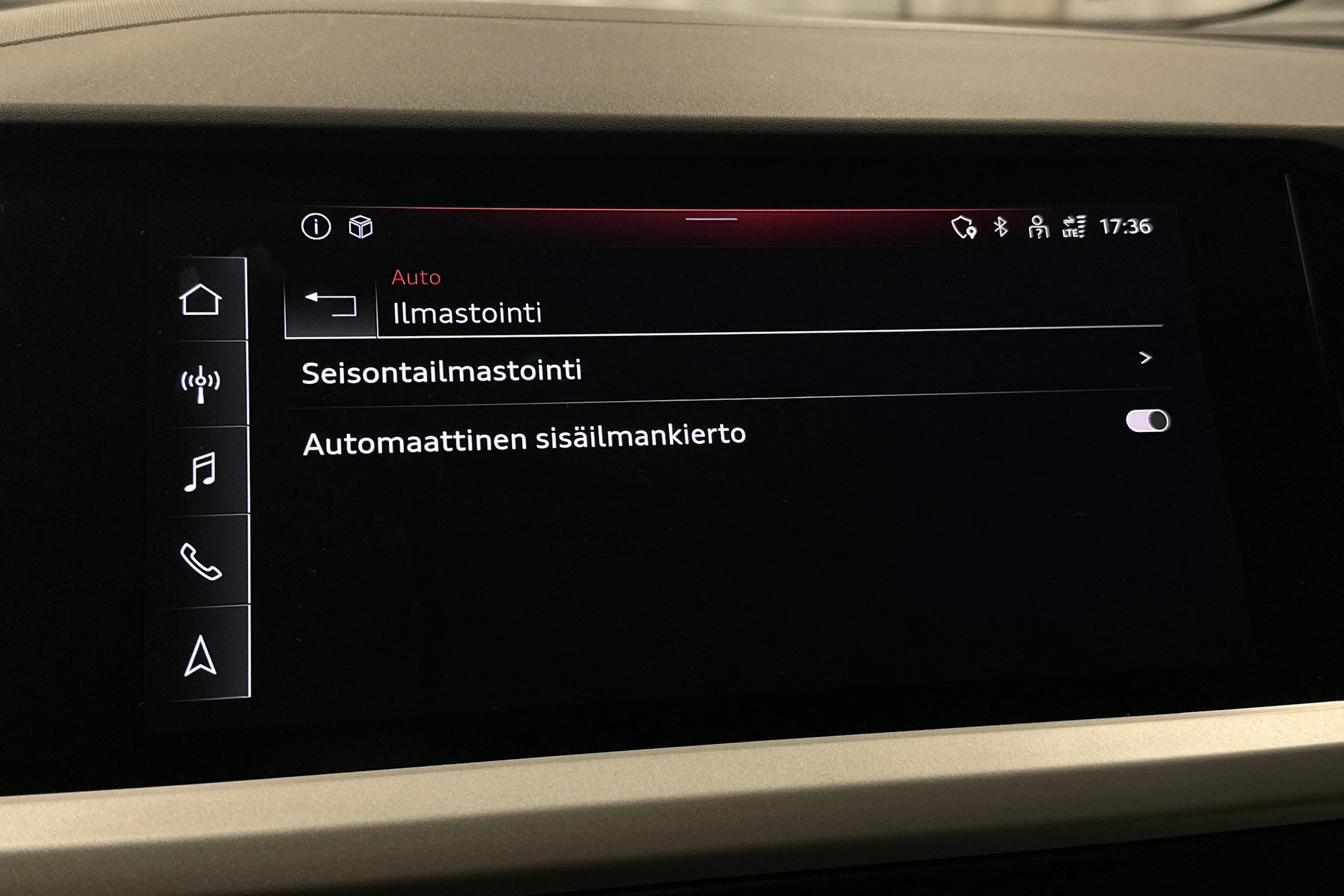 musta Audi Q4 e-tron 2023 kuva 23.