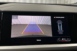 musta Audi Q4 e-tron 2023 kuva 27.
