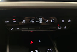 musta Audi Q4 e-tron 2023 kuva 28.