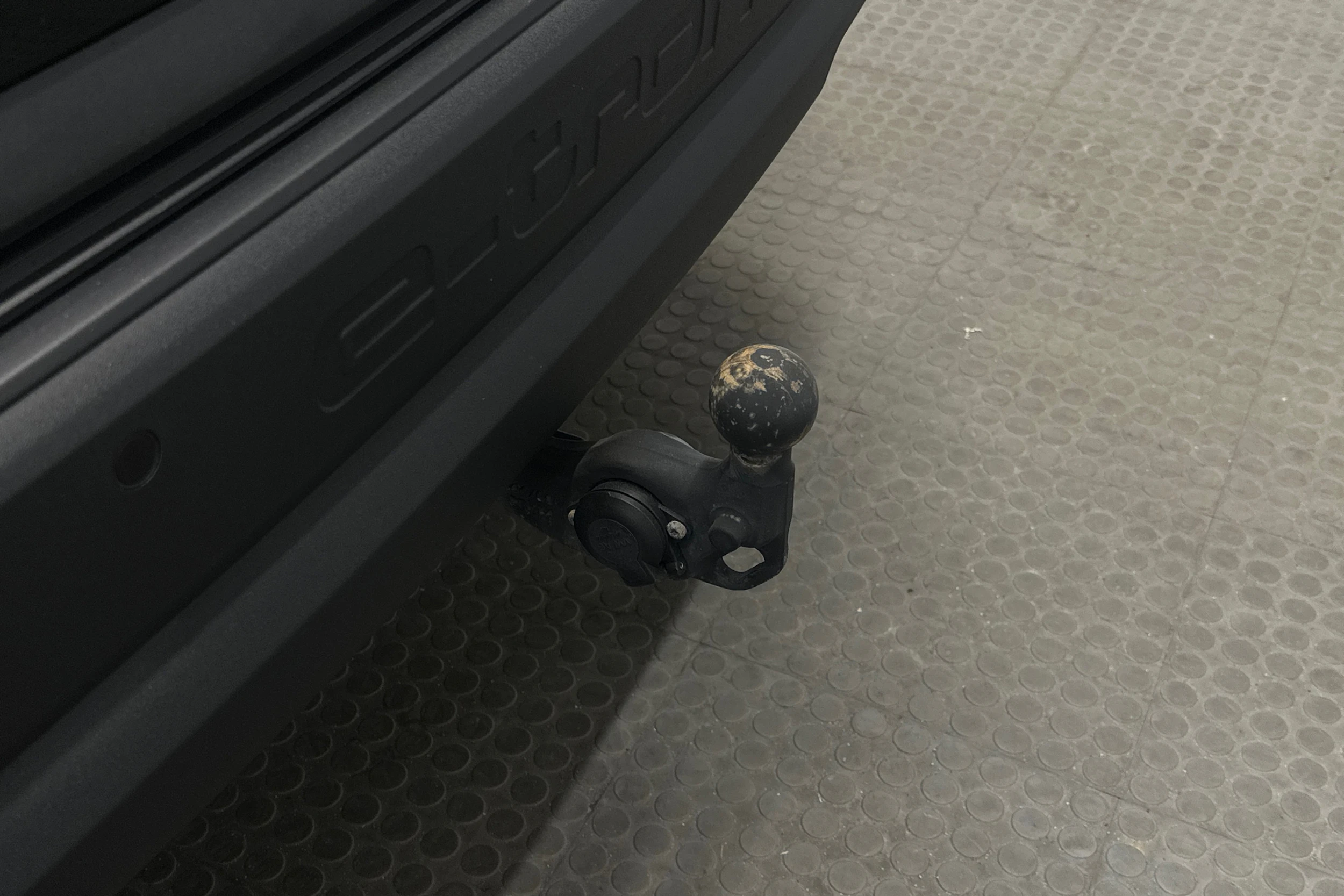 musta Audi Q4 e-tron 2023 kuva 34.