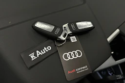 musta Audi Q4 e-tron 2023 kuva 36.