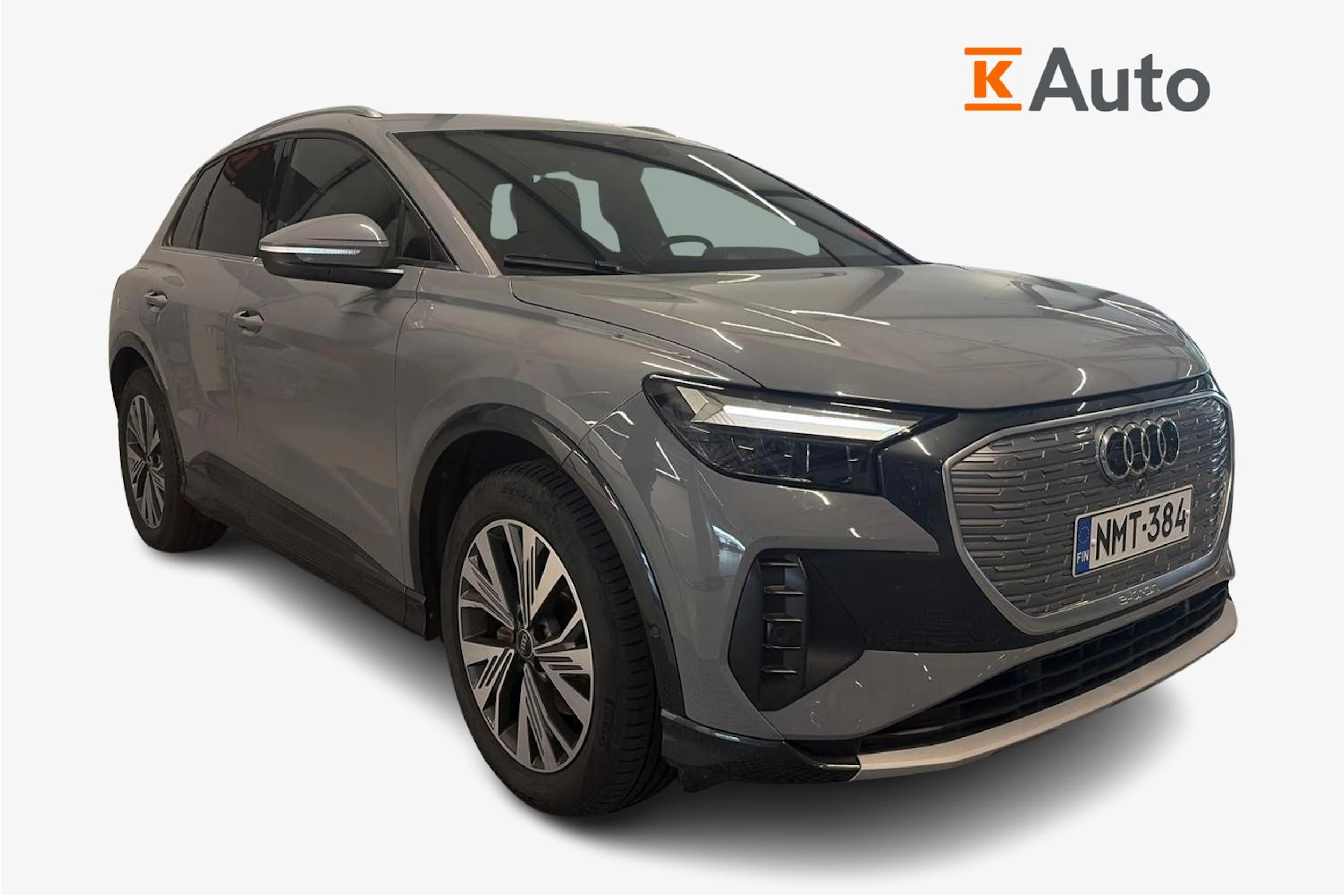harmaa Audi Q4 e-tron 2023 kuva 1.