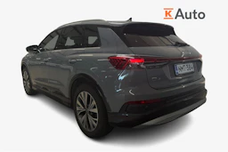 harmaa Audi Q4 e-tron 2023 kuva 2.