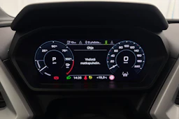 harmaa Audi Q4 e-tron 2023 kuva 12.