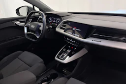 harmaa Audi Q4 e-tron 2023 kuva 32.