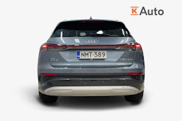 sininen Audi Q4 e-tron 2023 kuva 3.
