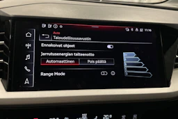 harmaa Audi Q4 e-tron 2023 kuva 31.