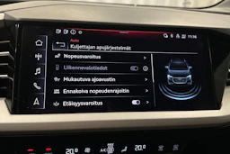 harmaa Audi Q4 e-tron 2023 kuva 33.