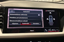 harmaa Audi Q4 e-tron 2023 kuva 37.