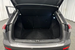 harmaa Audi Q4 e-tron 2023 kuva 41.