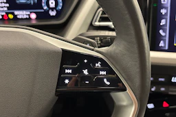 harmaa Audi Q4 e-tron 2023 kuva 14.