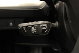 harmaa Audi Q4 e-tron 2023 kuva 15.