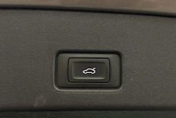 harmaa Audi Q4 e-tron 2023 kuva 25.