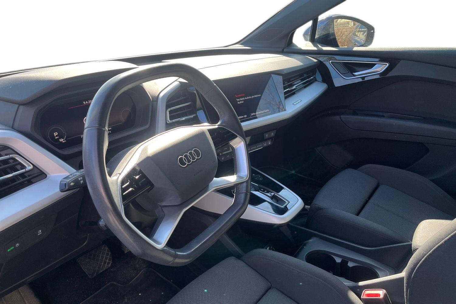 Audi Q4 e-tron 35 e-tron 2023, photo 3/3