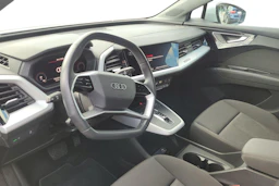 valkoinen Audi Q4 e-tron 2023 kuva 3.