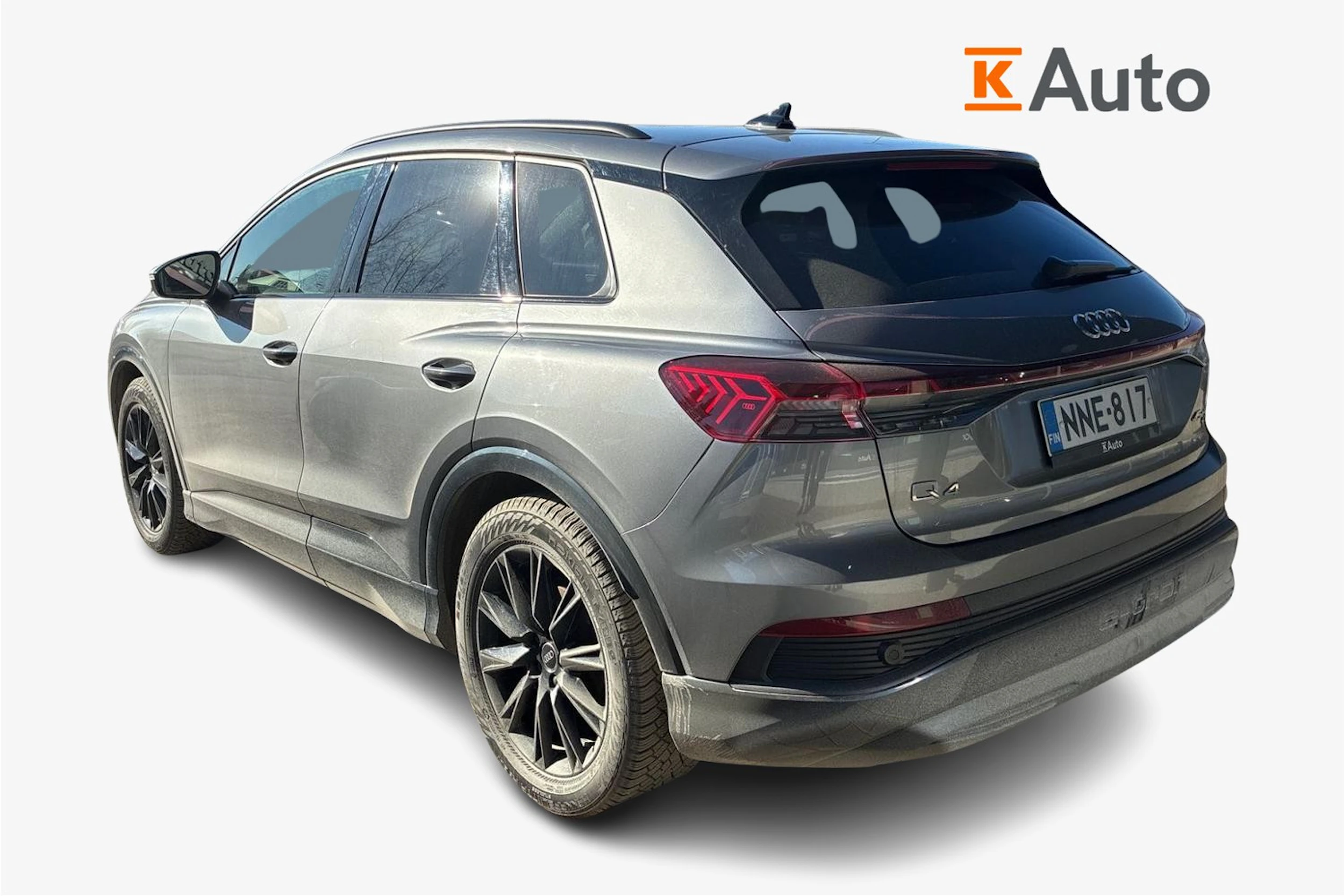 harmaa Audi Q4 e-tron 2023 kuva 2.