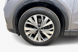 harmaa Audi Q4 e-tron 2023 kuva 12.