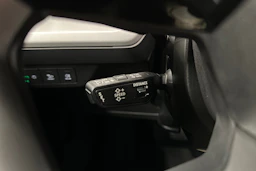 harmaa Audi Q4 e-tron 2023 kuva 18.