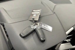 harmaa Audi Q4 e-tron 2023 kuva 32.