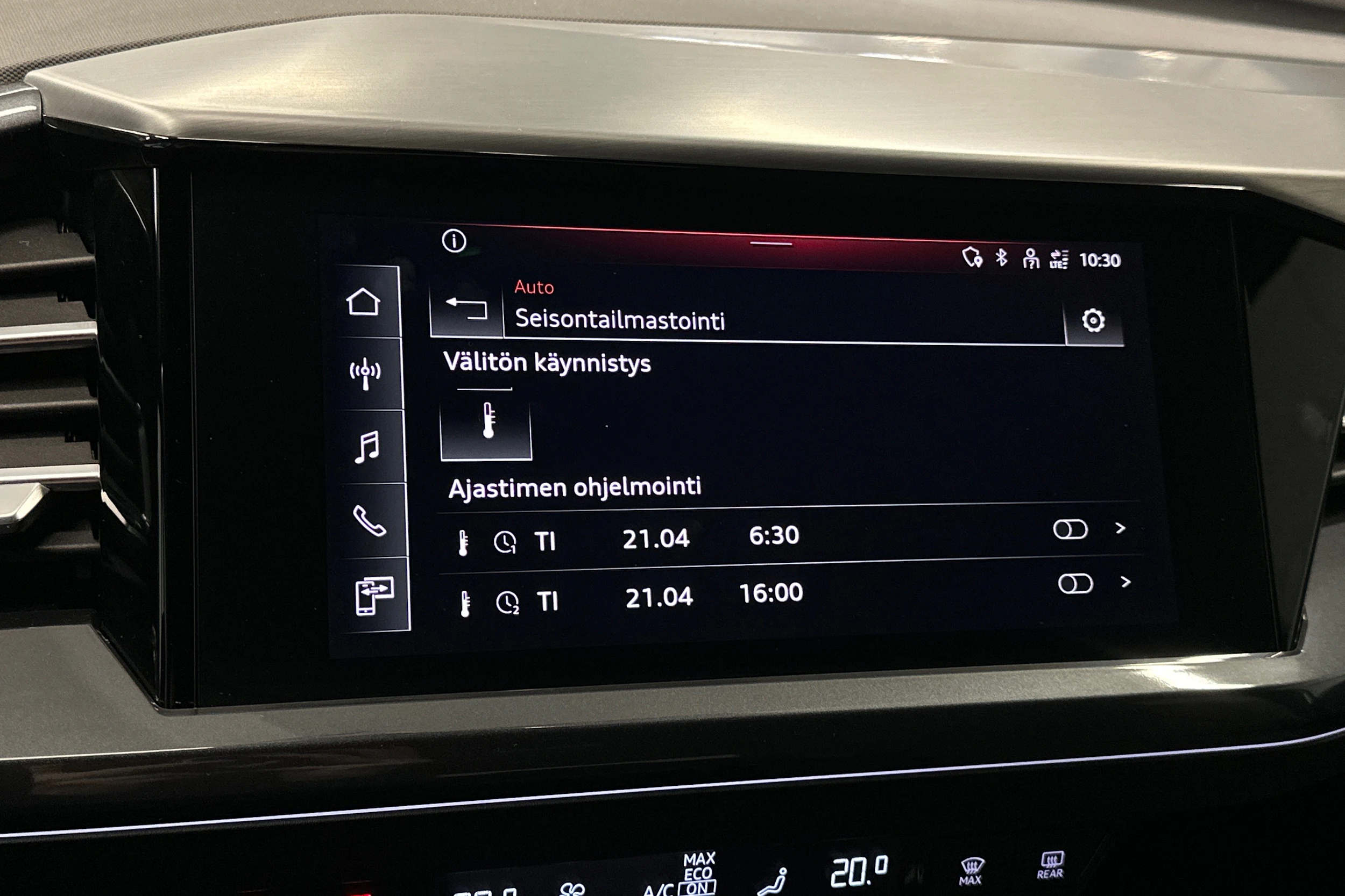 valkoinen Audi Q4 e-tron 2023 kuva 27.