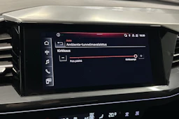 valkoinen Audi Q4 e-tron 2023 kuva 28.