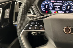 musta Audi Q4 e-tron 2023 kuva 15.