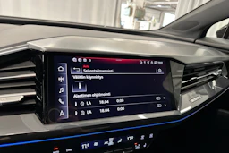 musta Audi Q4 e-tron 2023 kuva 24.