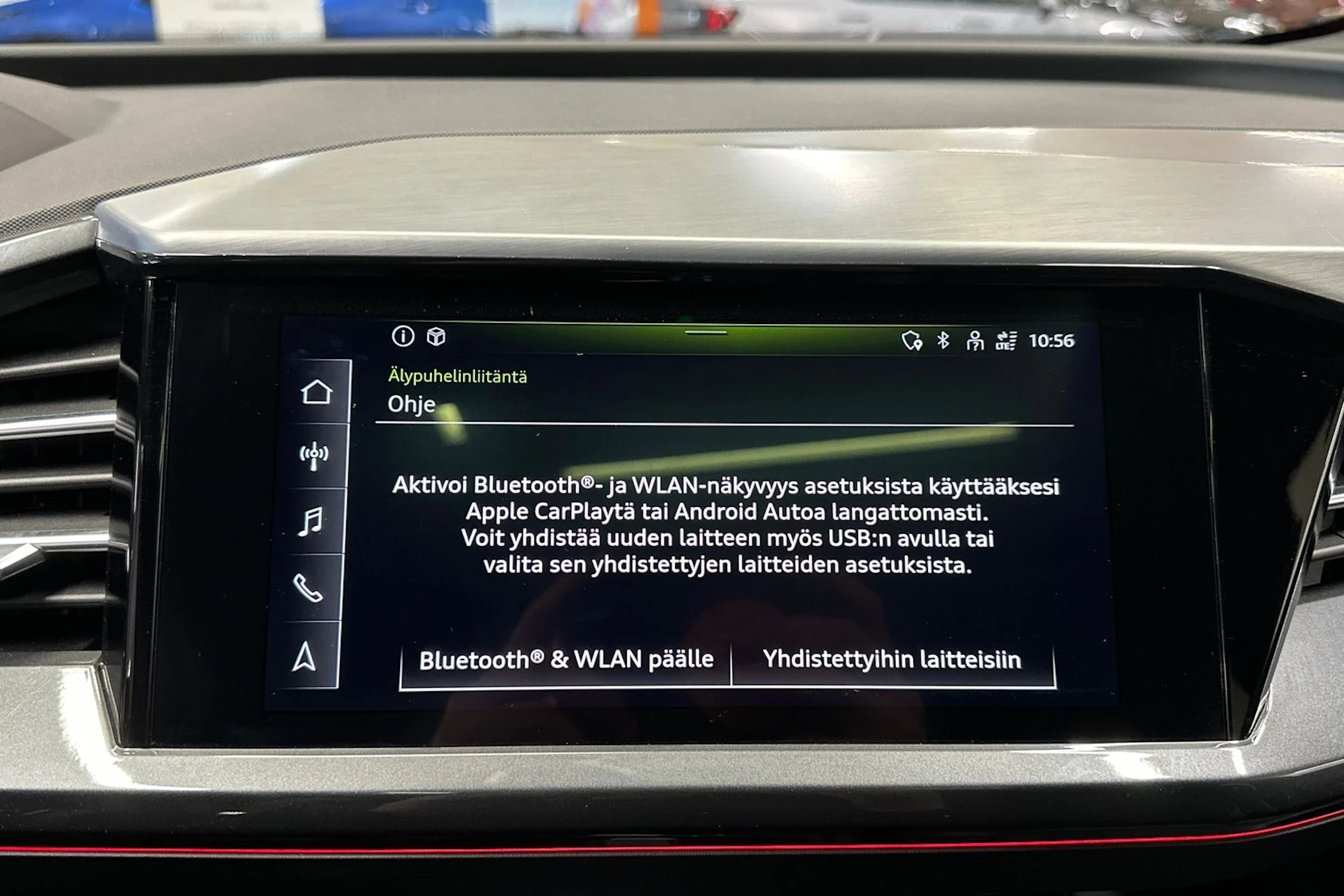 Musta Audi Q4 e-tron 2023 kuva 21.