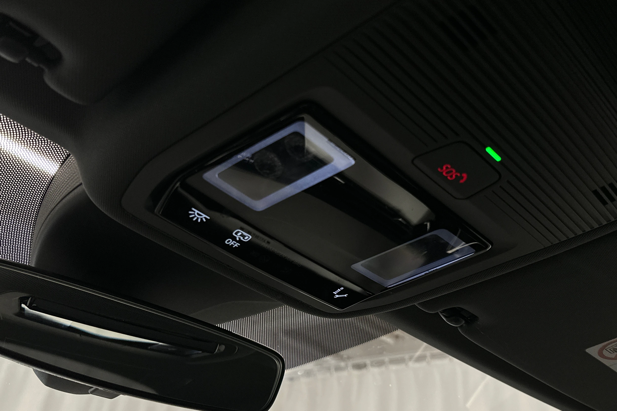 sininen Audi Q4 e-tron 2023 kuva 31.
