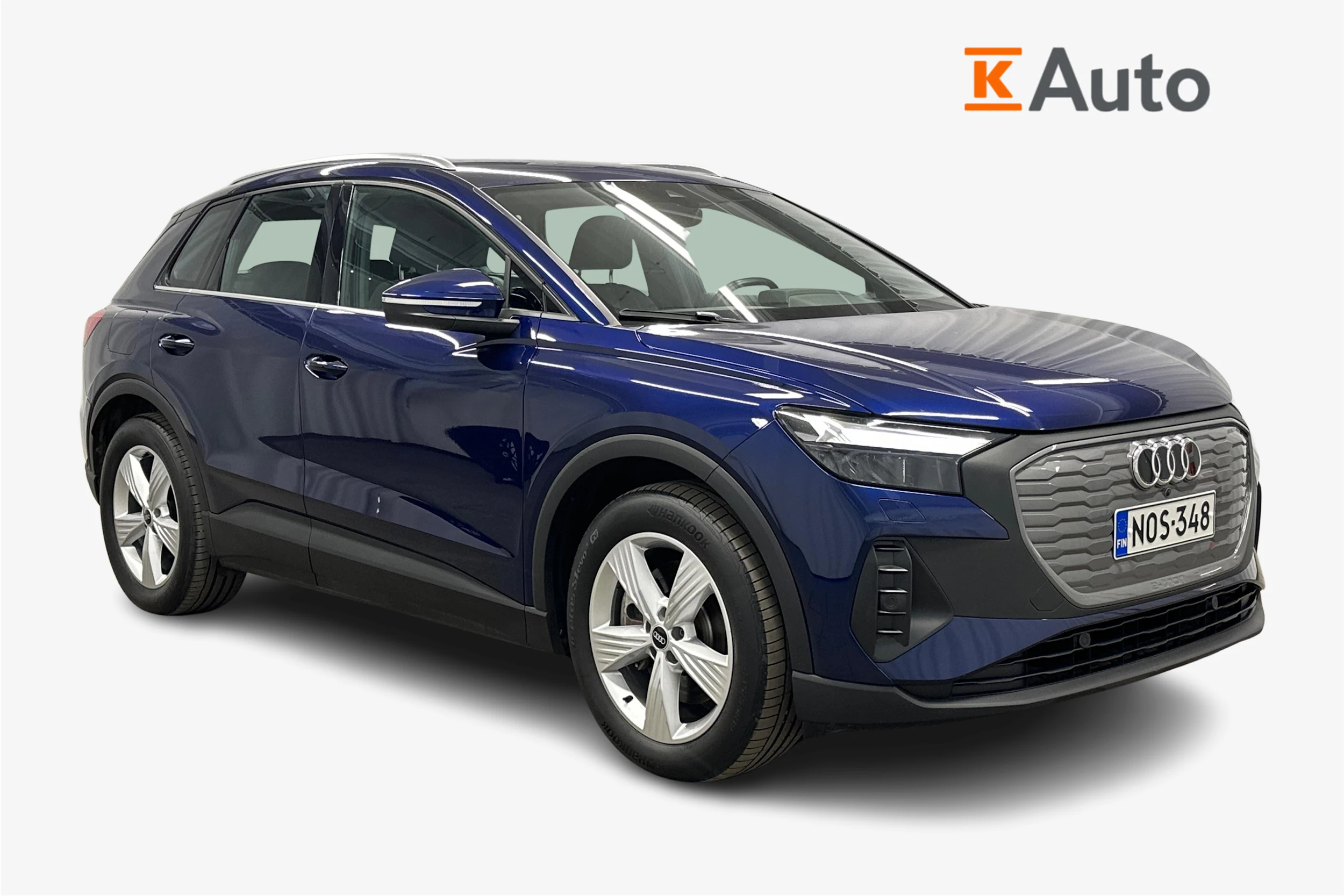 sininen Audi Q4 e-tron 2023 kuva 1.