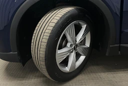 sininen Audi Q4 e-tron 2023 kuva 10.