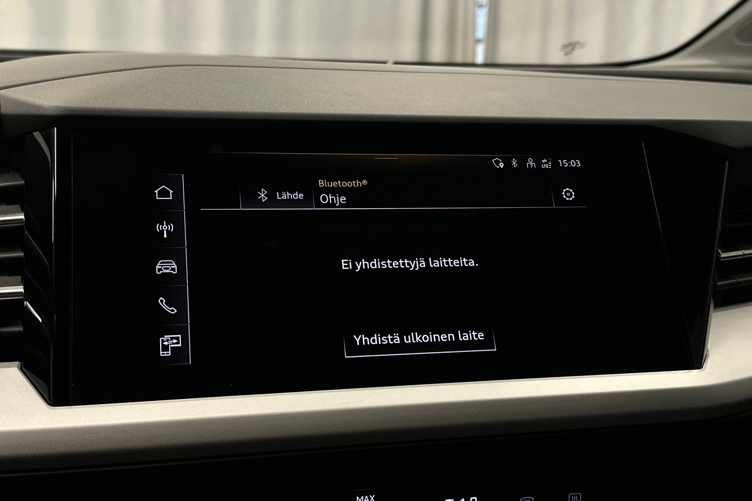 harmaa Audi Q4 e-tron 2023 kuva 19.