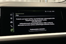 harmaa Audi Q4 e-tron 2023 kuva 21.