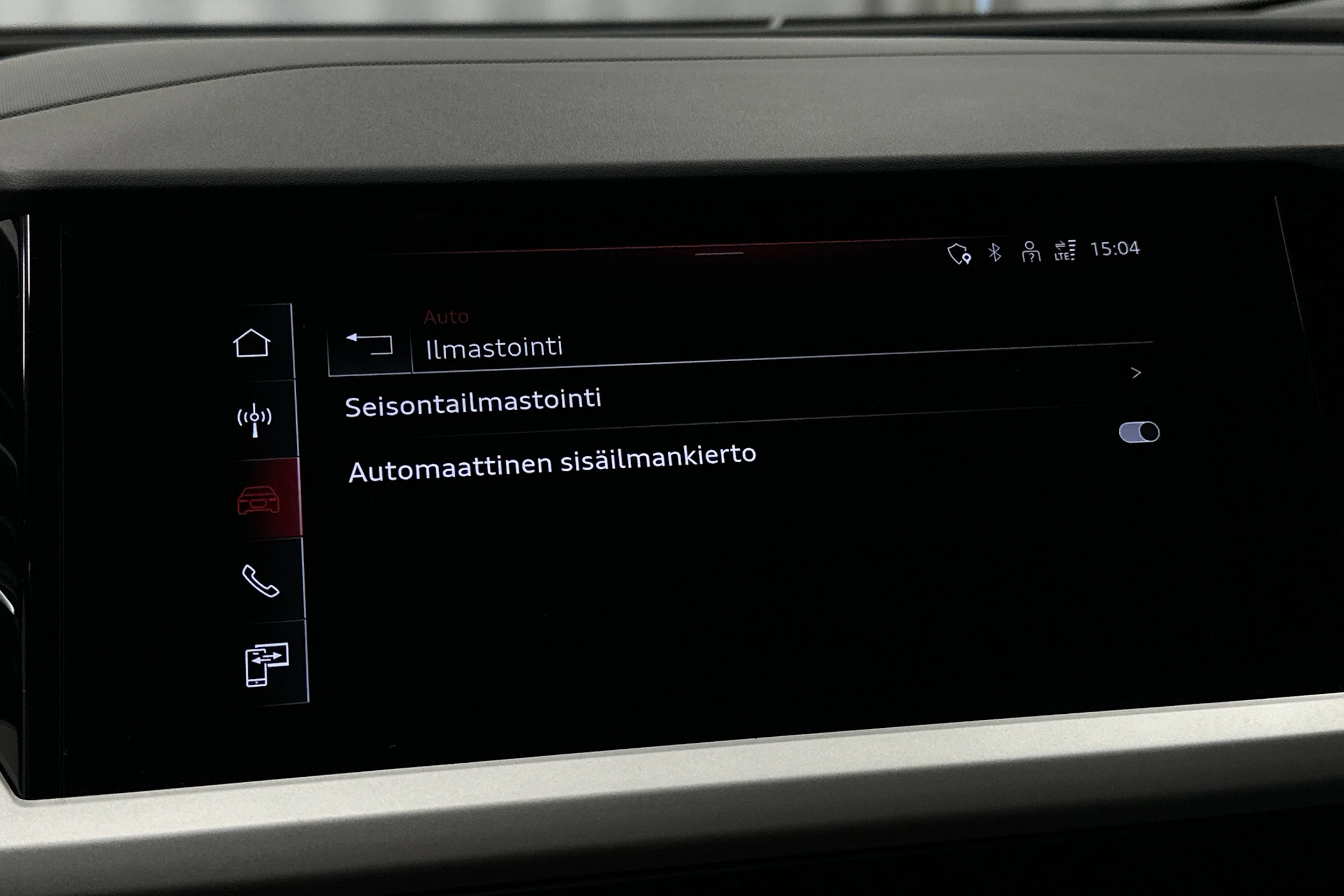 harmaa Audi Q4 e-tron 2023 kuva 23.