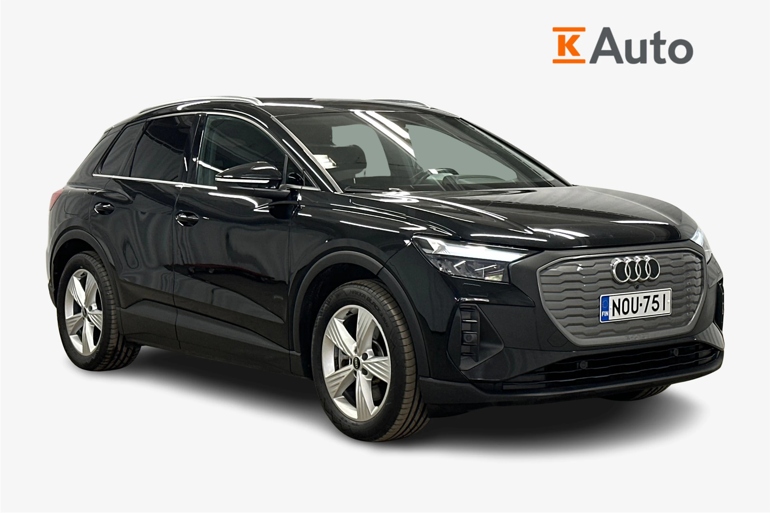 musta Audi Q4 e-tron 2023 kuva 1.