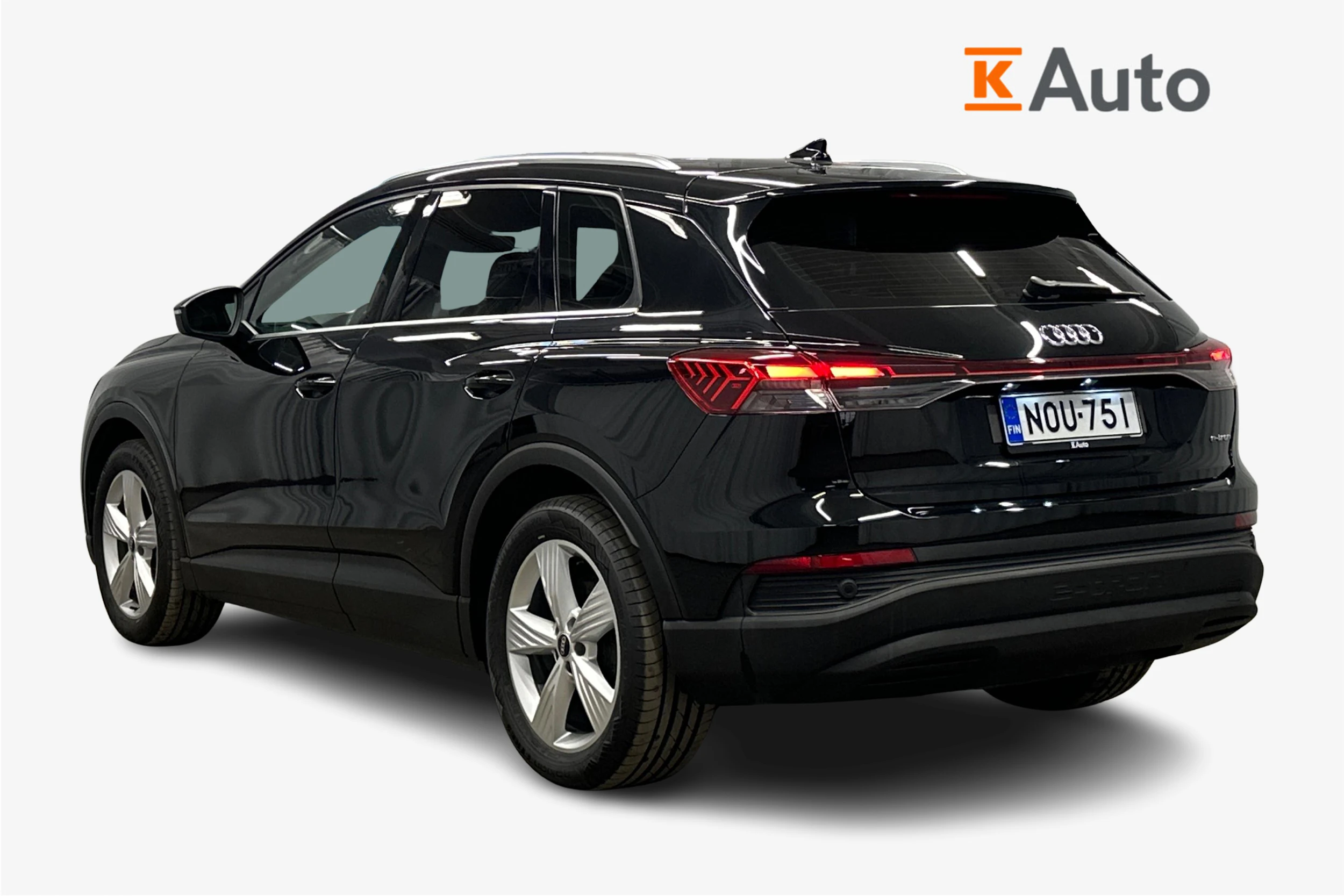 musta Audi Q4 e-tron 2023 kuva 2.