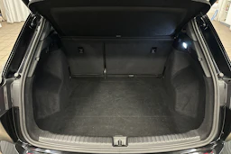 musta Audi Q4 e-tron 2023 kuva 11.