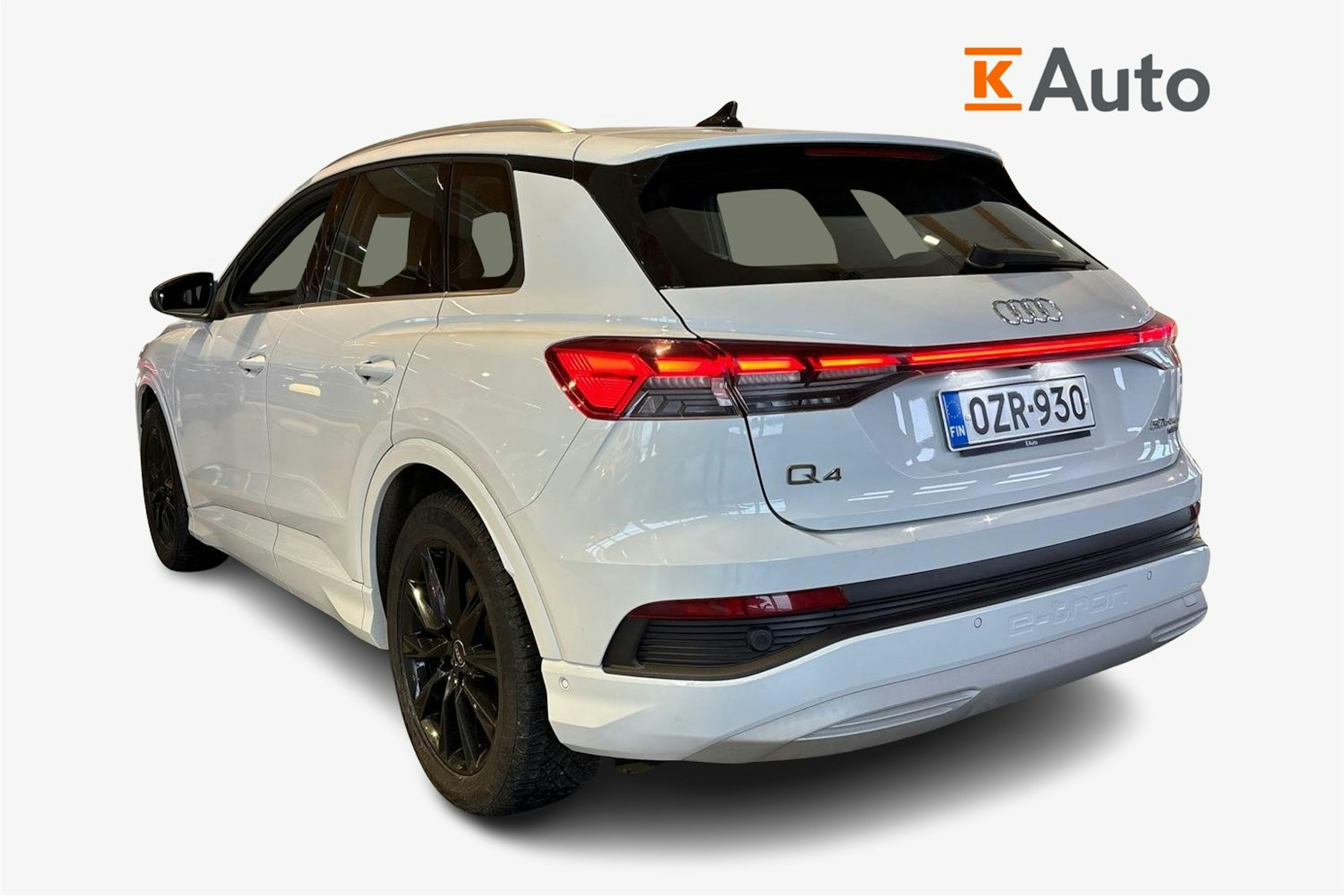 valkoinen Audi Q4 e-tron 2023 kuva 2.