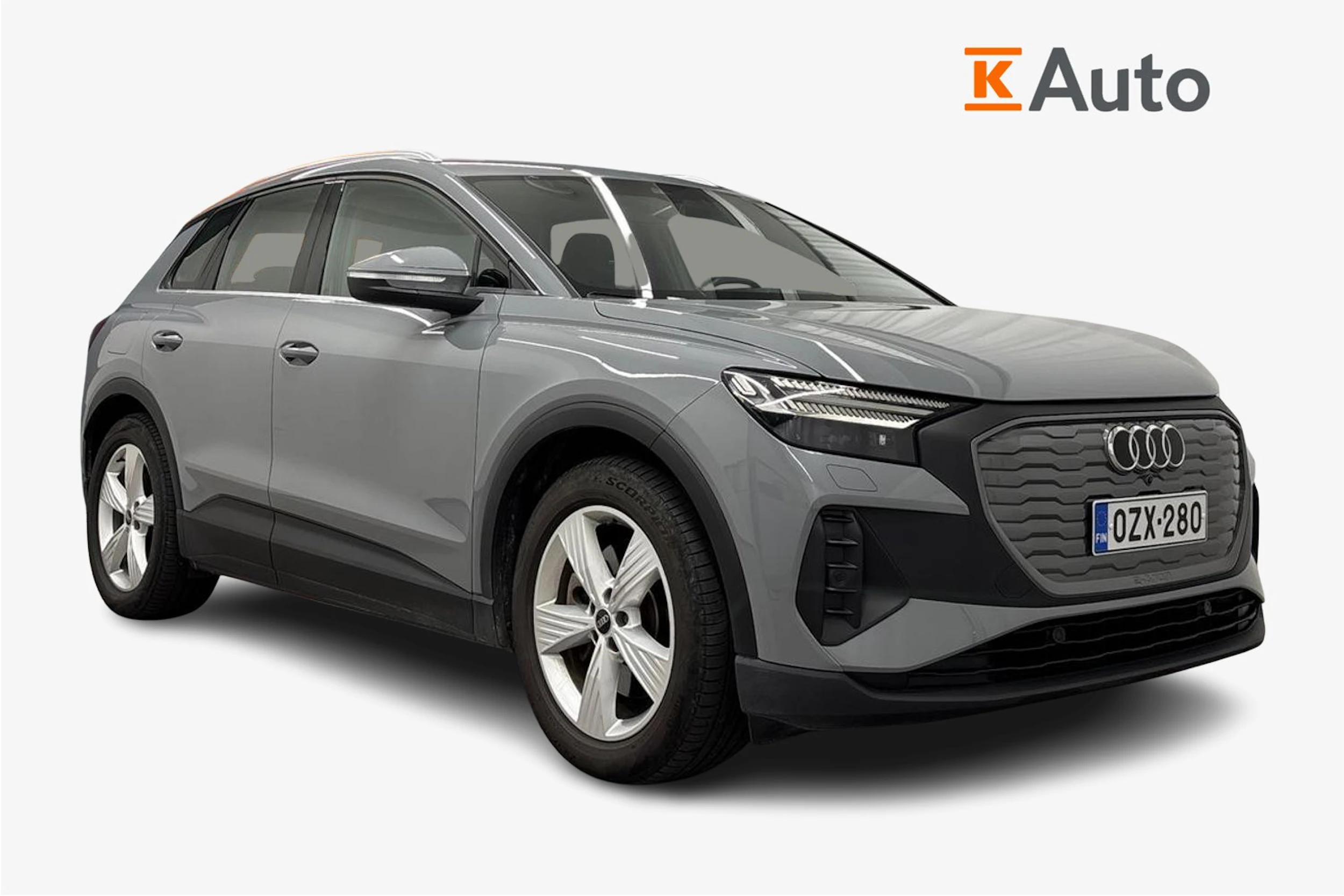 harmaa Audi Q4 e-tron 2023 kuva 1.