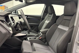harmaa Audi Q4 e-tron 2023 kuva 11.