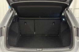 harmaa Audi Q4 e-tron 2023 kuva 24.