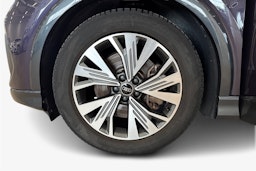 violetti Audi Q4 e-tron 2023 kuva 11.