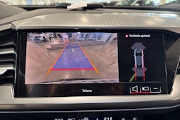 violetti Audi Q4 e-tron 2023 kuva 17.