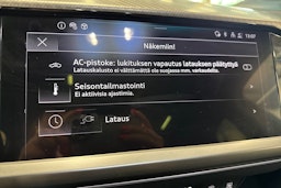 violetti Audi Q4 e-tron 2023 kuva 18.
