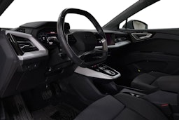 harmaa Audi Q4 e-tron 2023 kuva 7.
