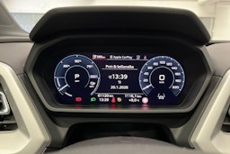 Musta Audi Q4 e-tron 2023 kuva 18.