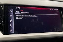 Musta Audi Q4 e-tron 2023 kuva 24.